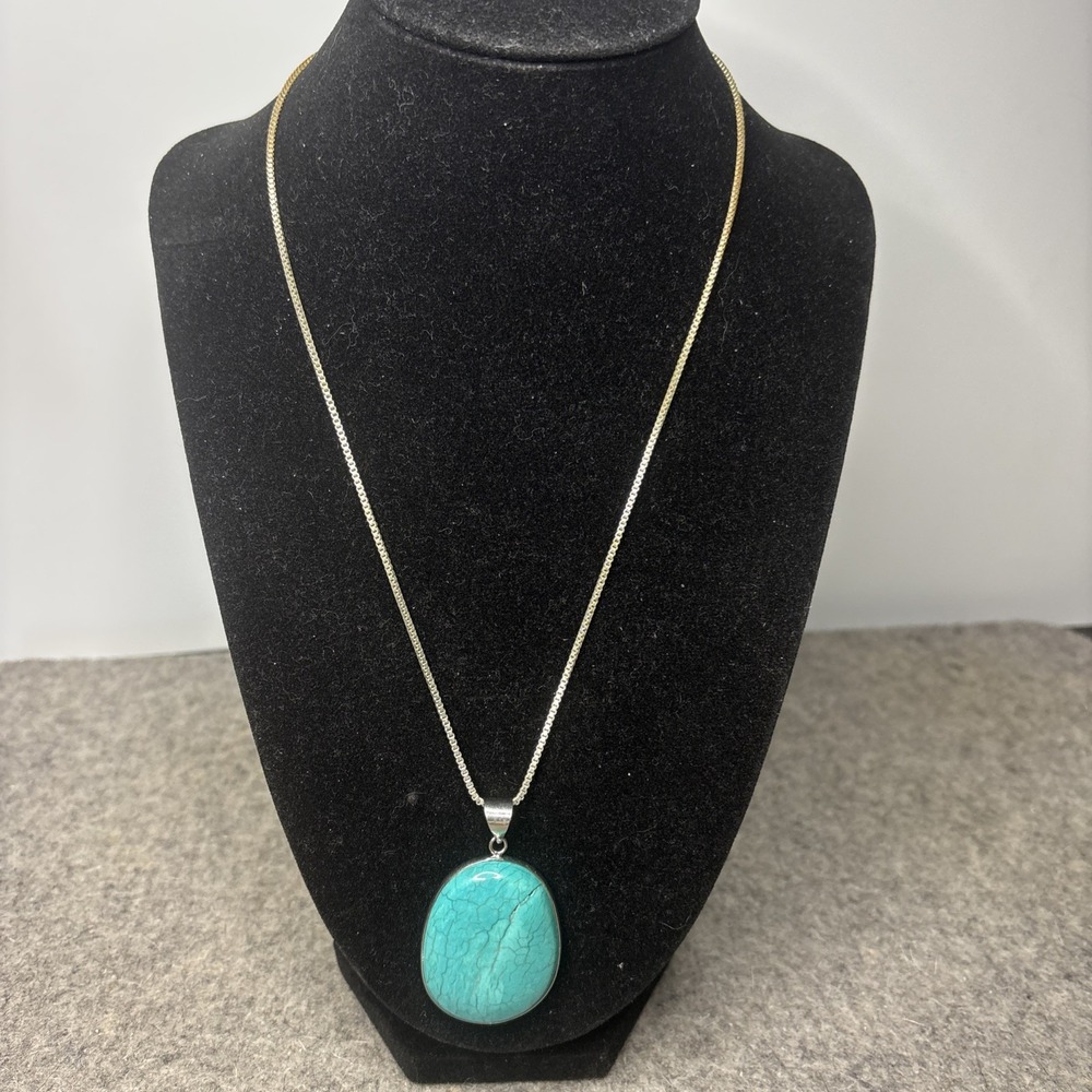 Howlite Pendant Necklace 18" Silver Tone Large Oval Turquoise Blue Boho